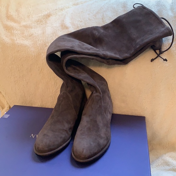 Stuart Weitzman
Lowland Over the Knee Boots - Picture 9 of 12